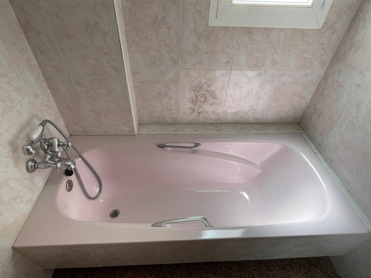 Encantadora Habitación Privada cerca del mar Málaga Exterior foto
