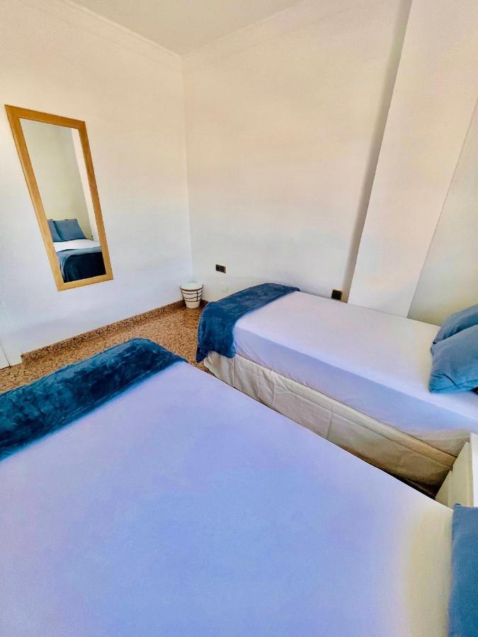 Encantadora Habitación Privada cerca del mar Málaga Exterior foto